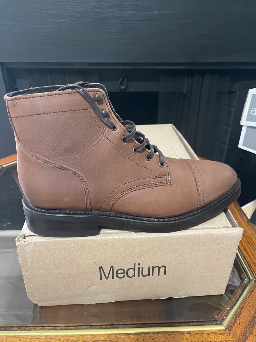 Men's thursday boots Brown Leather Lace-Up Cap-Toe Boot